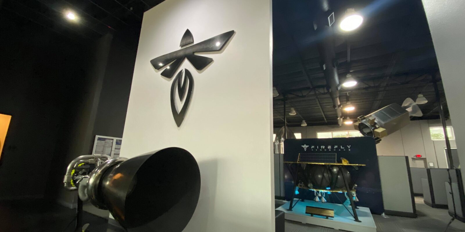 Firefly завершает разработку проекта лунной миссии для запуска в 2023 году 3 blue ghost 2