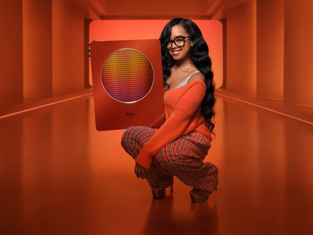 1638266459_992_apple-announces-2021-apple-music-award-winners-8712539