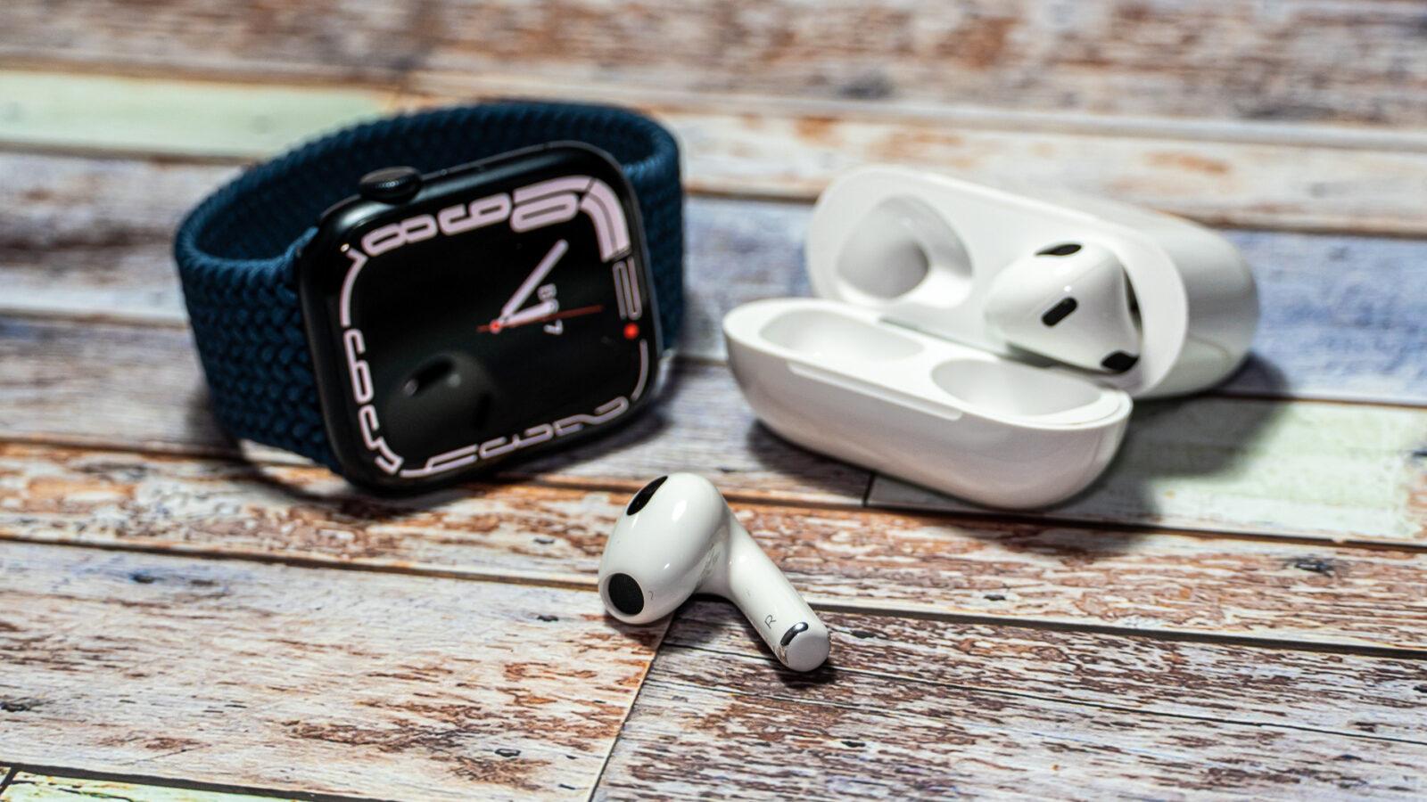 AirPods 3 и Apple Watch Series 7