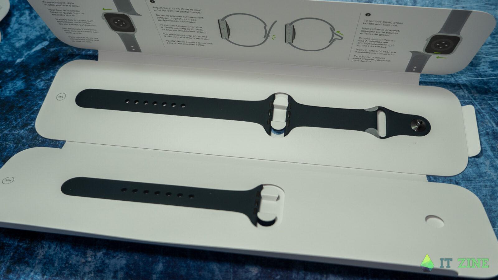 Фирменный чёрный ремешок Apple Watch Series 7