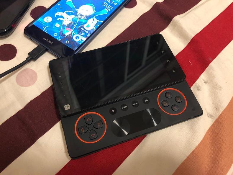 sony-ericsson-xperia-play2-1259529