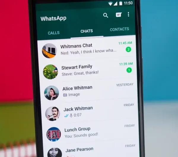 WhatsApp наконец-то может работать на нескольких устройствах (WhatsApp removes online requirement for use on multiple devices)
