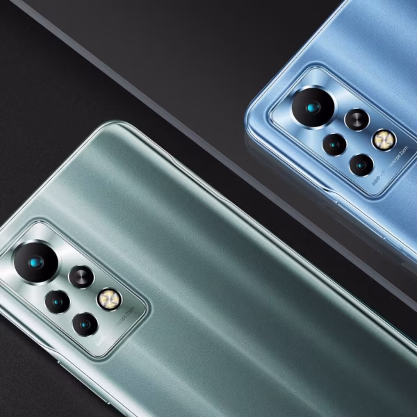 Задняя панель смартфона Infinix Note 11i с тройной камерой и вспышкой