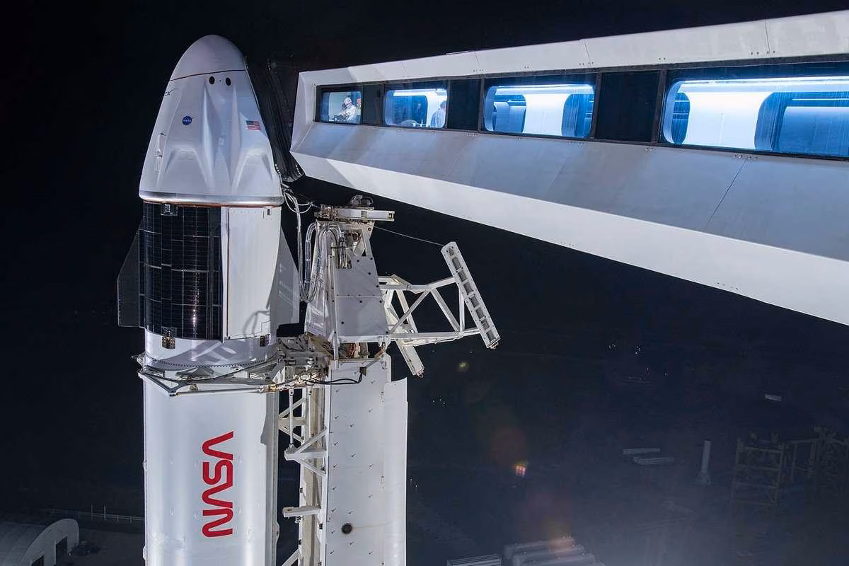 Космонавты SpaceX Crew-2 приводнились при возвращении домой 4 launches desktop2 1