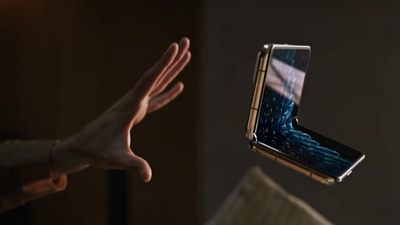 Первый складной телефон Oppo может конкурировать с Samsung Galaxy Z Fold 3