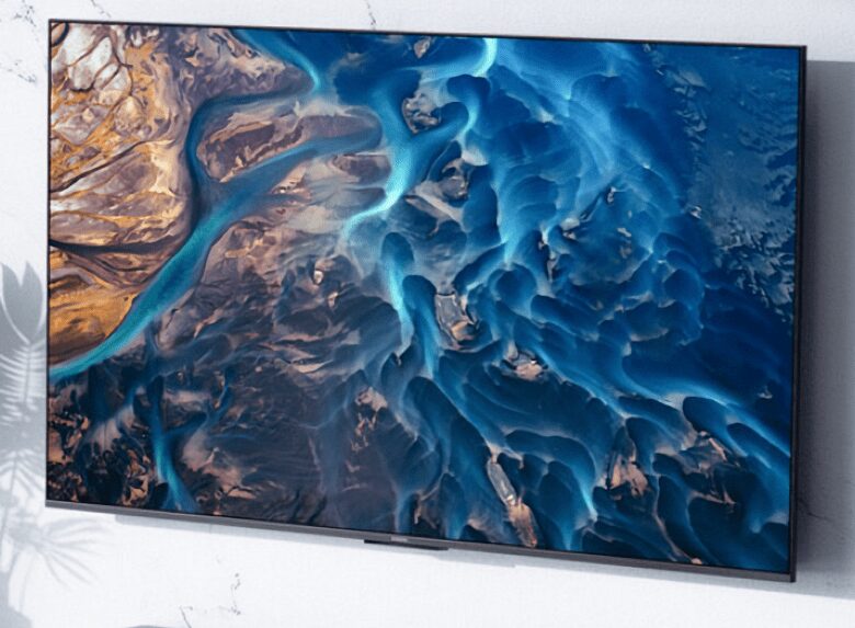 ЖК-телевизор Xiaomi Mi TV ES 2022 с изображением крупной картинки