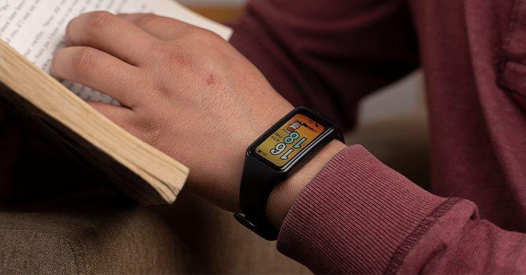 6 недорогих гаджетов, которые станут отличным подарком на Новый Год 7 Honor Band 6 Review