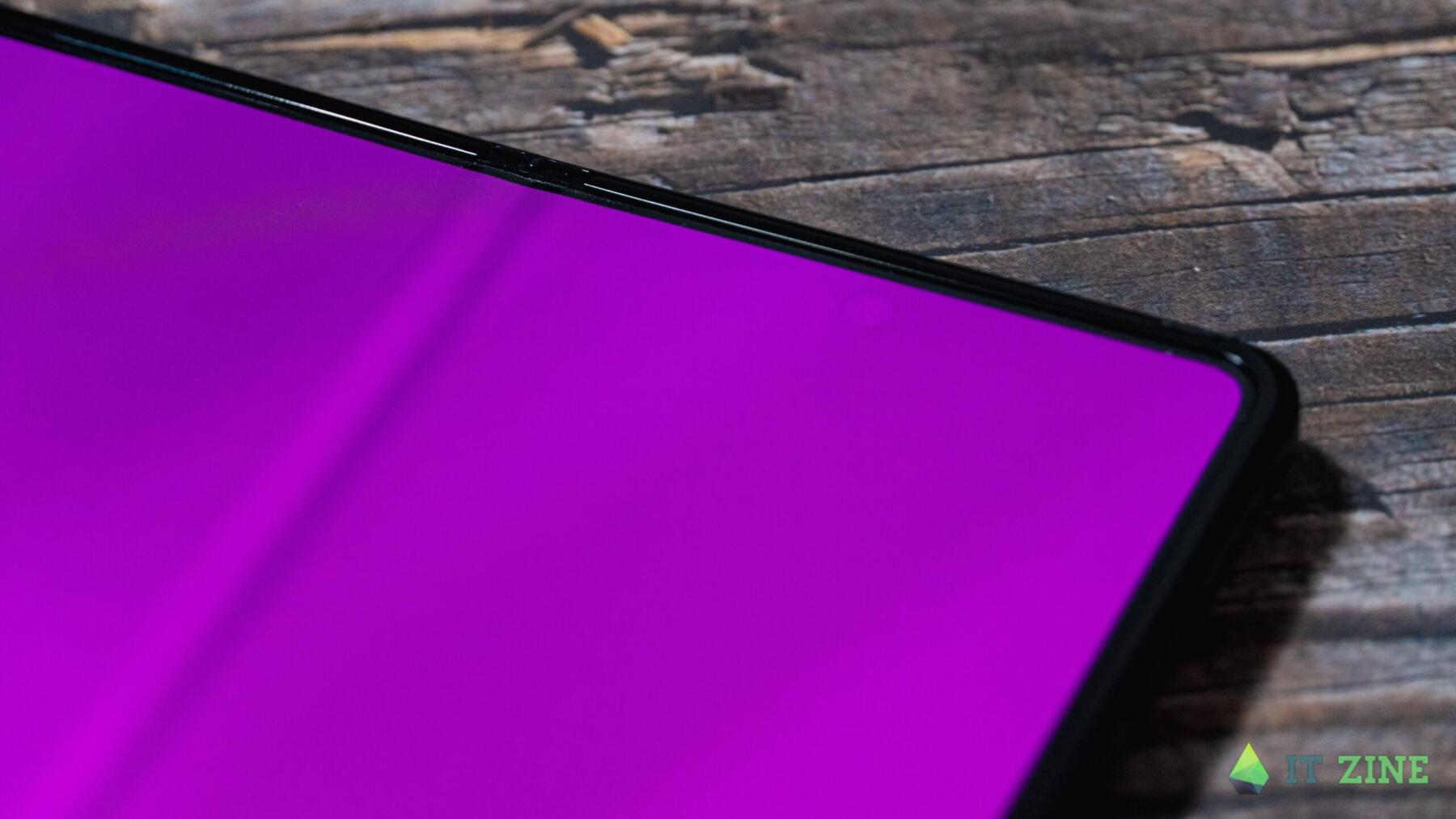 Обзор Samsung Galaxy Z Fold3: складной флагман с защитой от воды (itzine.ru Samsung Galaxy Z Fold3 06 scaled)