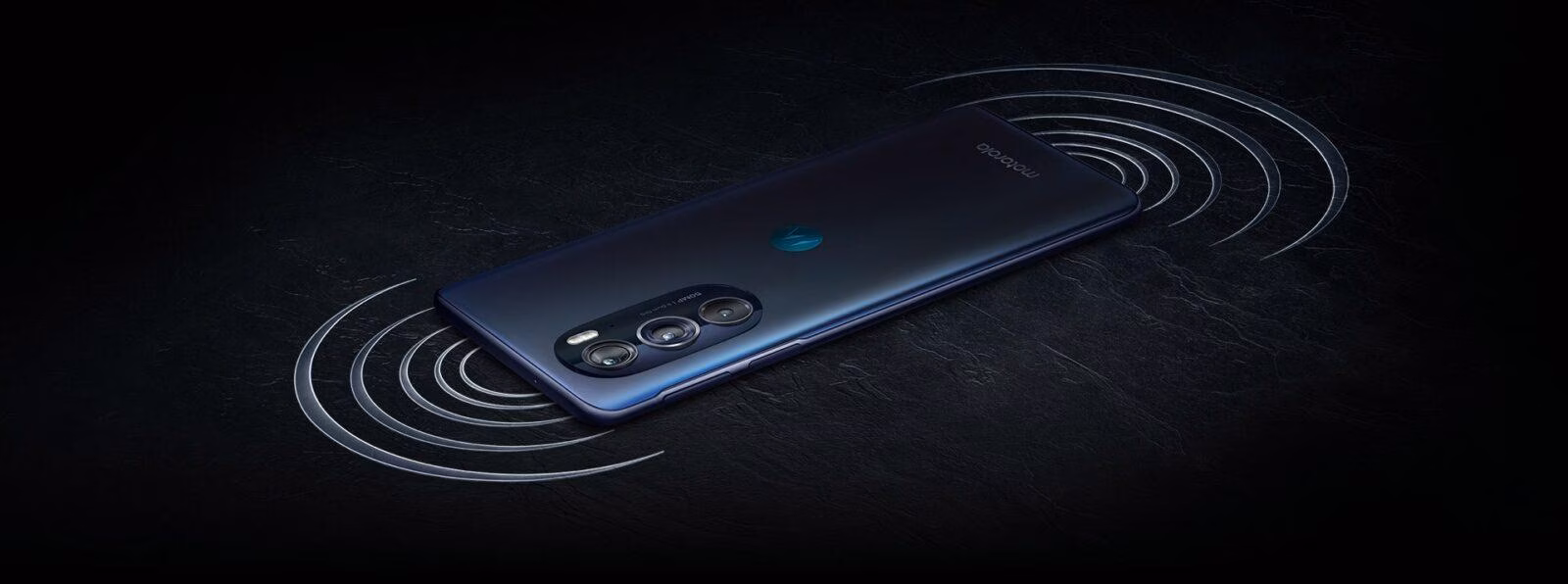 Утечка: Motorola работает над флагманом с 200-мегапиксельной камерой, Snapdragon Gen 8 и зарядкой на 144 Вт 2 Motorola