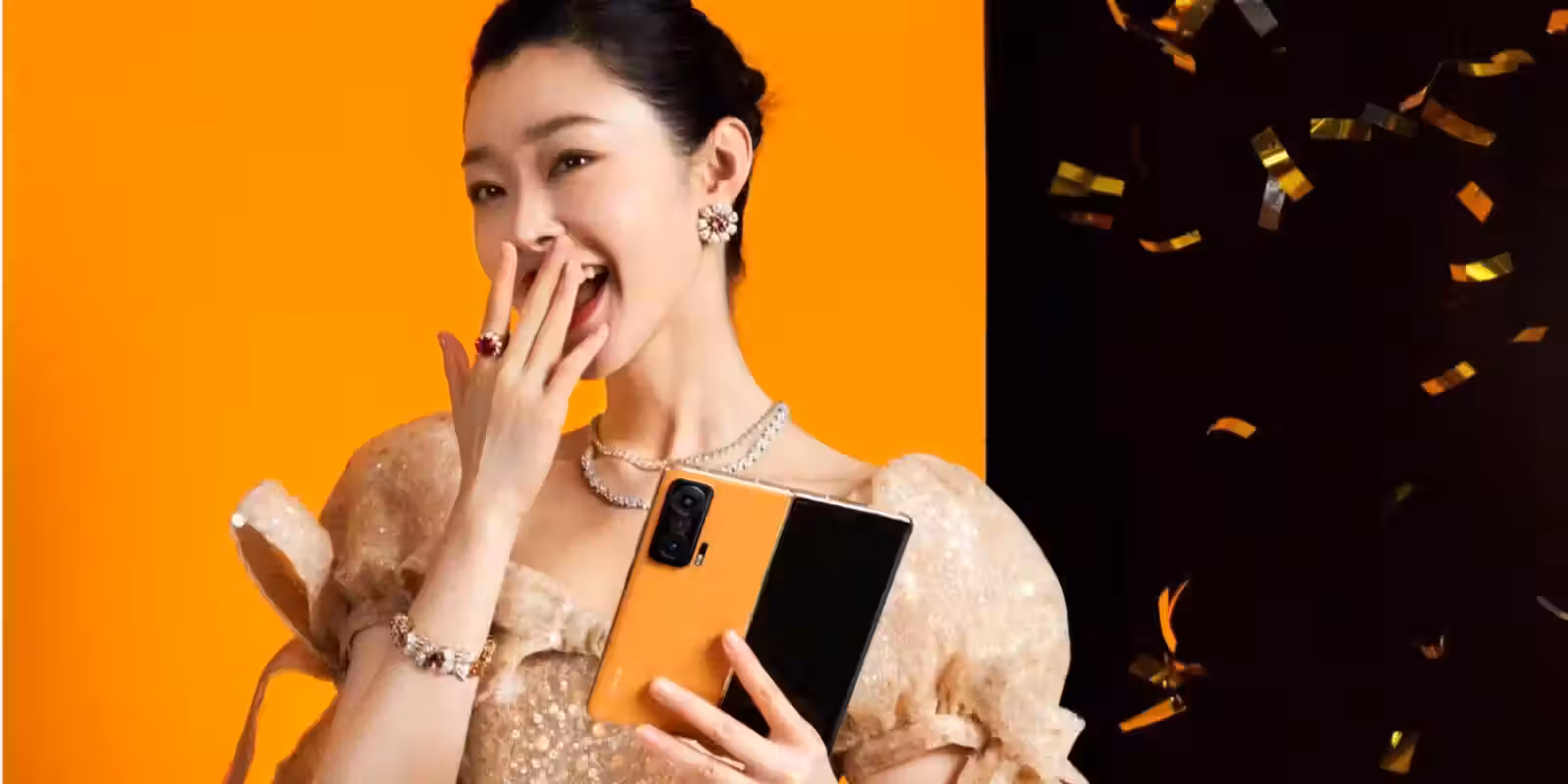 Honor представила свой первый складной смартфон — Magic V 4 Honor