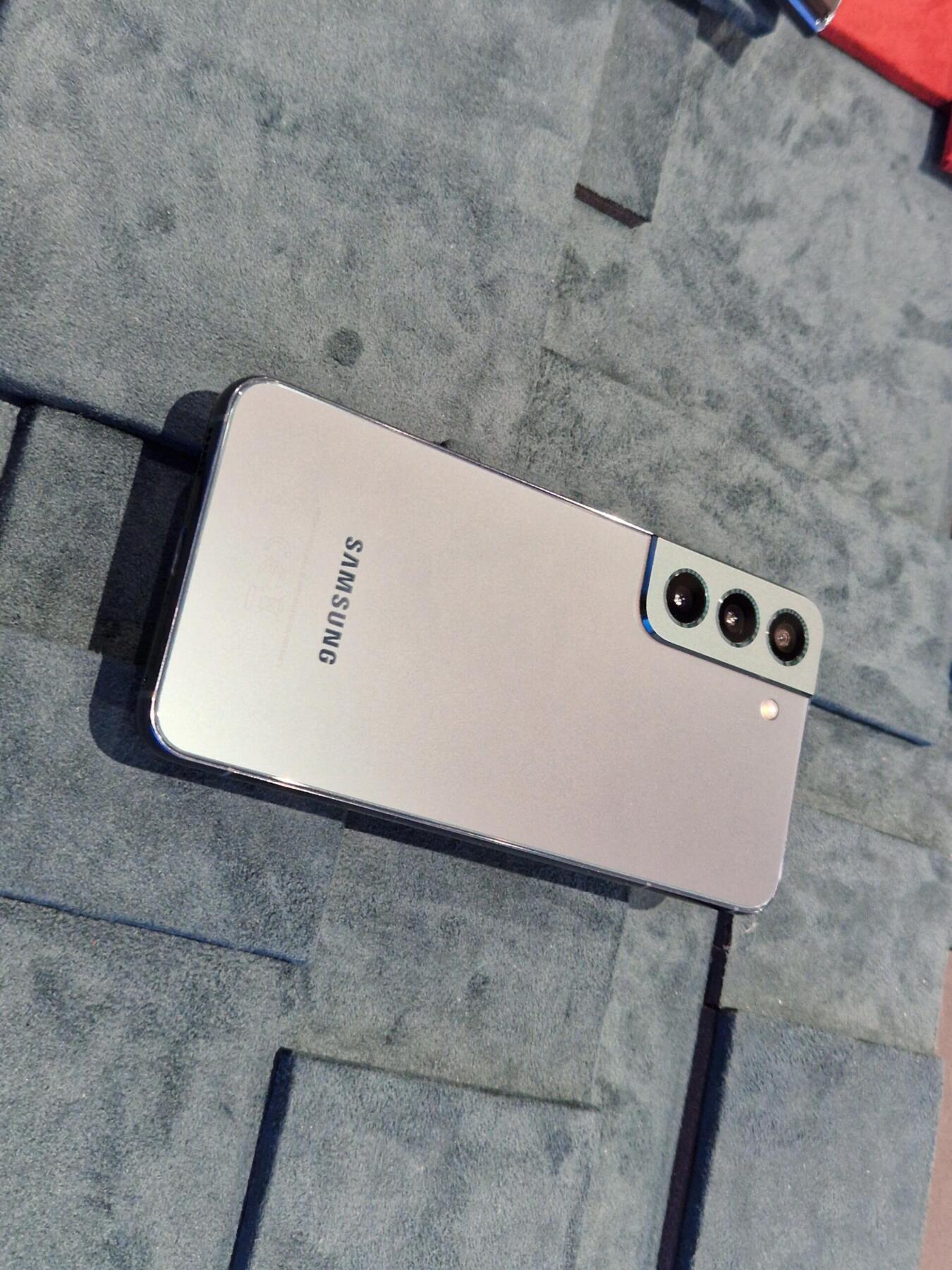 Samsung Galaxy S22 и S22+: предварительный обзор (20220211 021058 scaled)