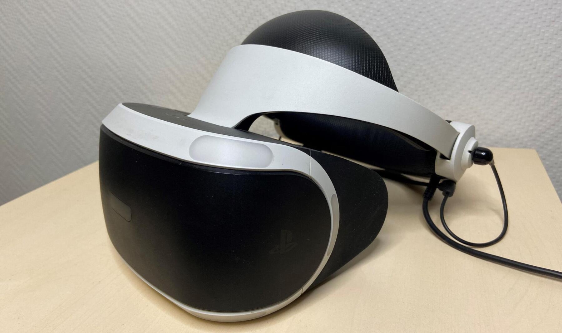 Обзор Sony PlayStation VR: актуален, как никогда? (IMG 3037 scaled)