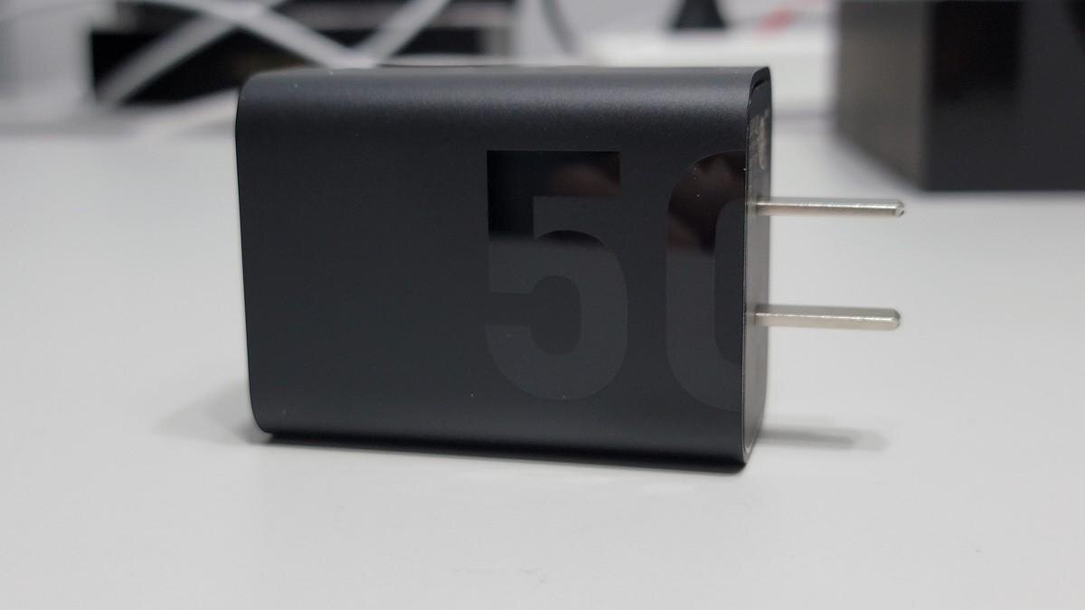 Lenovo представит планшет Legion Y700, смартфон Y90 и два ноутбука 19 gsmarena 013