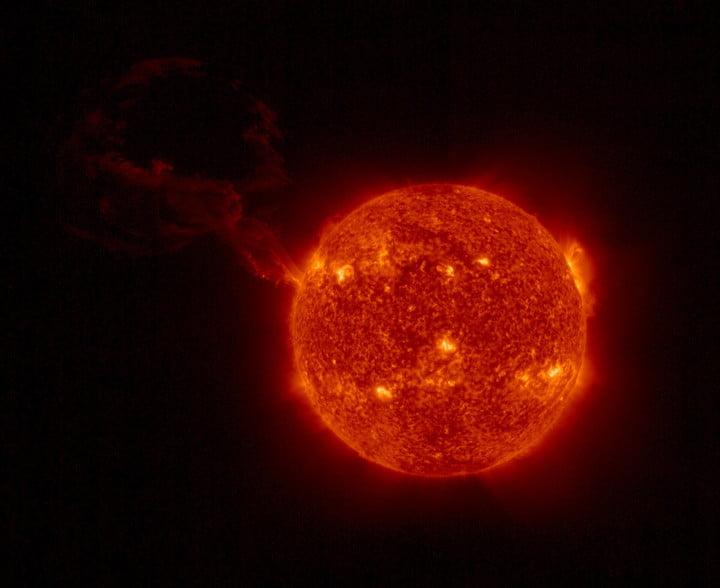 Solar Orbiter запечатлел красивый солнечный протуберанец 3 Solar Orbiter
