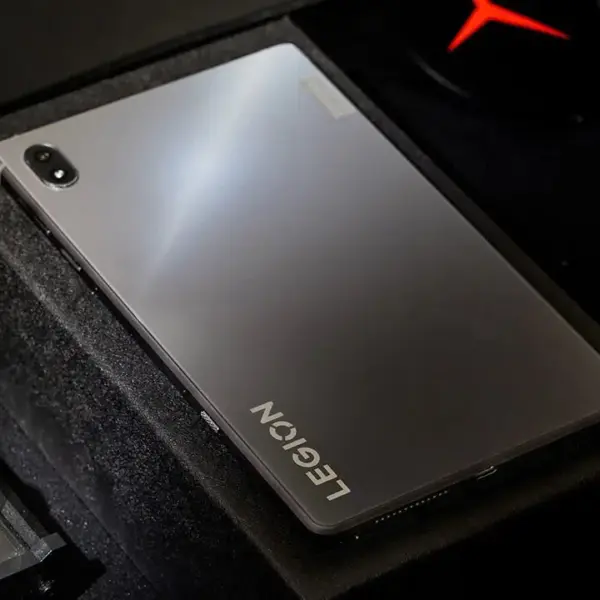 Lenovo представит планшет Legion Y700, смартфон Y90 и два ноутбука