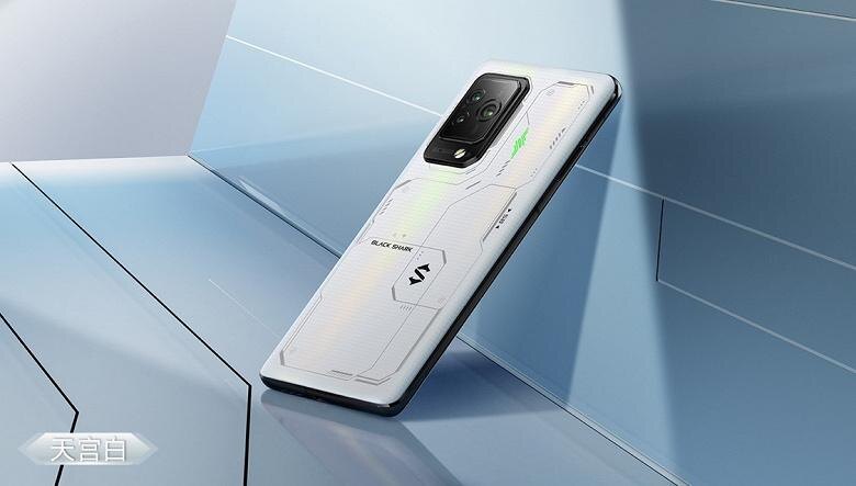 Представлен игровой флагман Black Shark 5 Pro 3 Black Shark 5 Pro