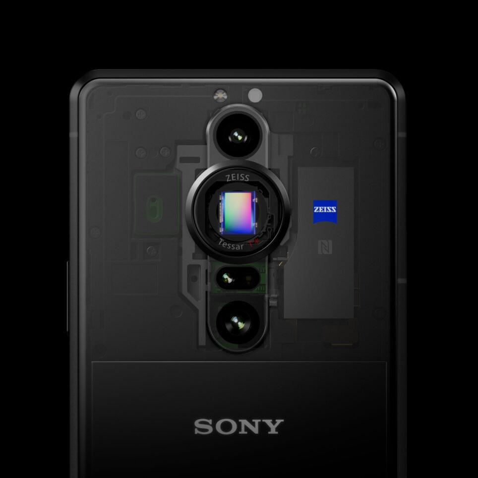 Sony работает над самым большим датчиком изображения (Xperia Pro I CameraSenTwo black 1.1 scaled wresized w964 large)
