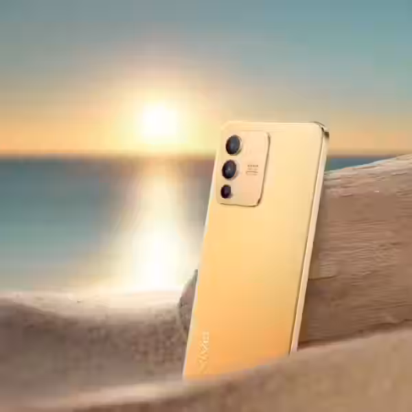 Vivo V23 5G вышел в Европе по цене 500 евро