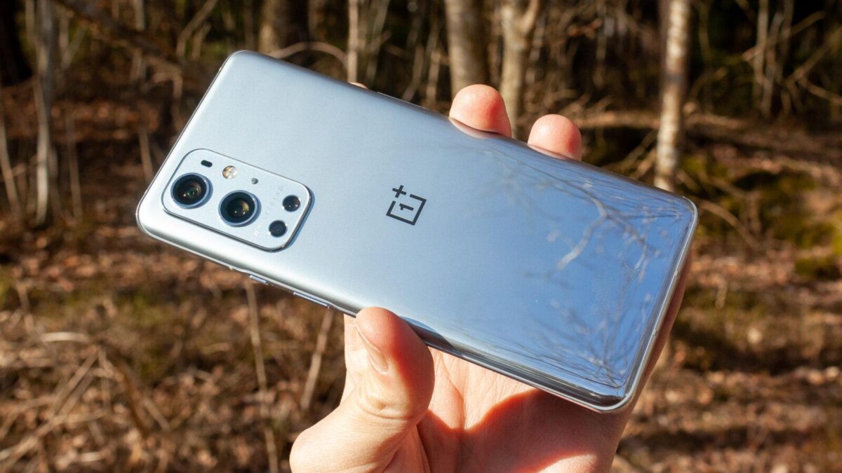 В сеть просочились фото OnePlus 10 или 10R 5