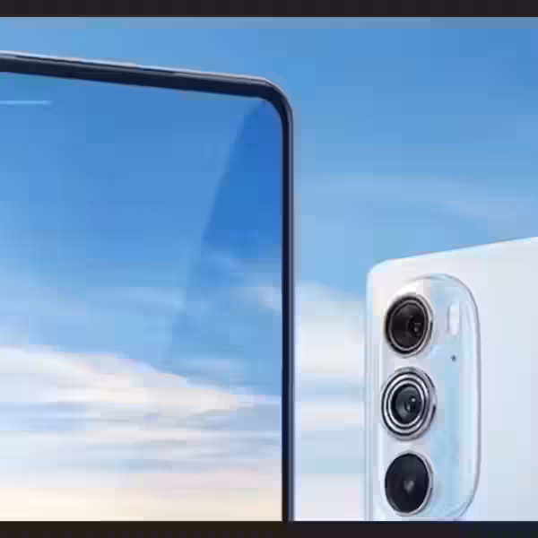 Moto Edge X30