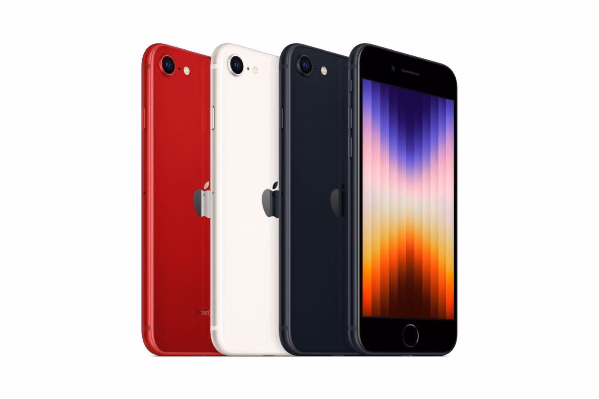 iPhone 13 mini превосходит iPhone SE 2022 по времени автономной работы 2 iPhone SE 2022 1 large