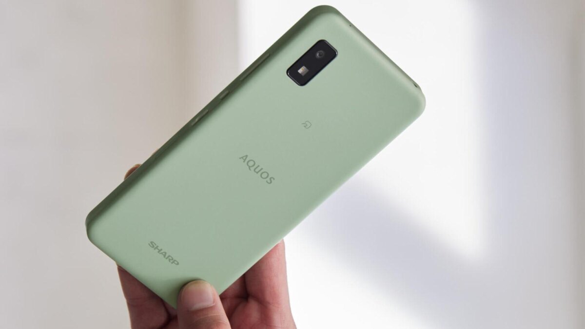 Представлен бюджетный смартфон Sharp Aquos Wish 2 2 Sharp
