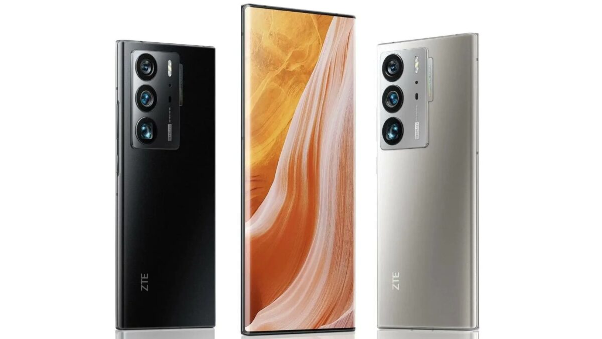 Задняя панель ZTE Axon 40 Ultra с тремя камерами