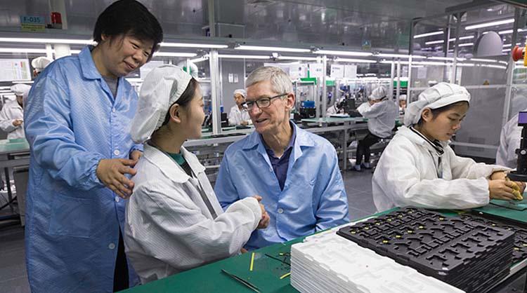 Apple удвоила поставки iPhone из Китая в мае (1 7)