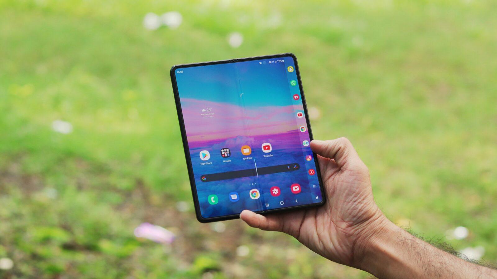 Samsung Galaxy Z Fold4 станет самым лёгким складным смартфоном в мире