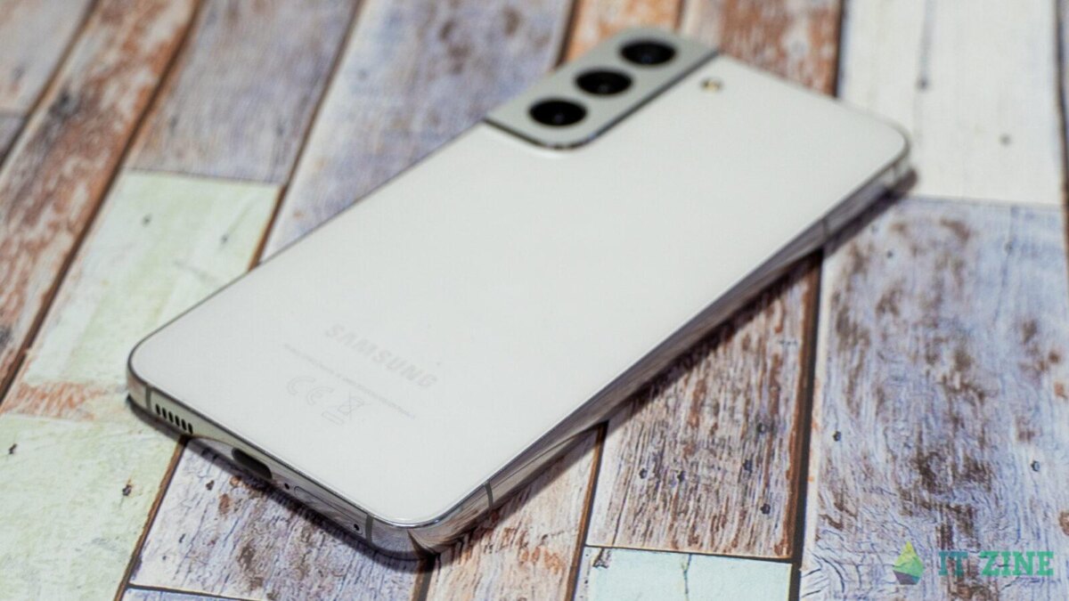 Samsung Galaxy S22 itzine.ru 11