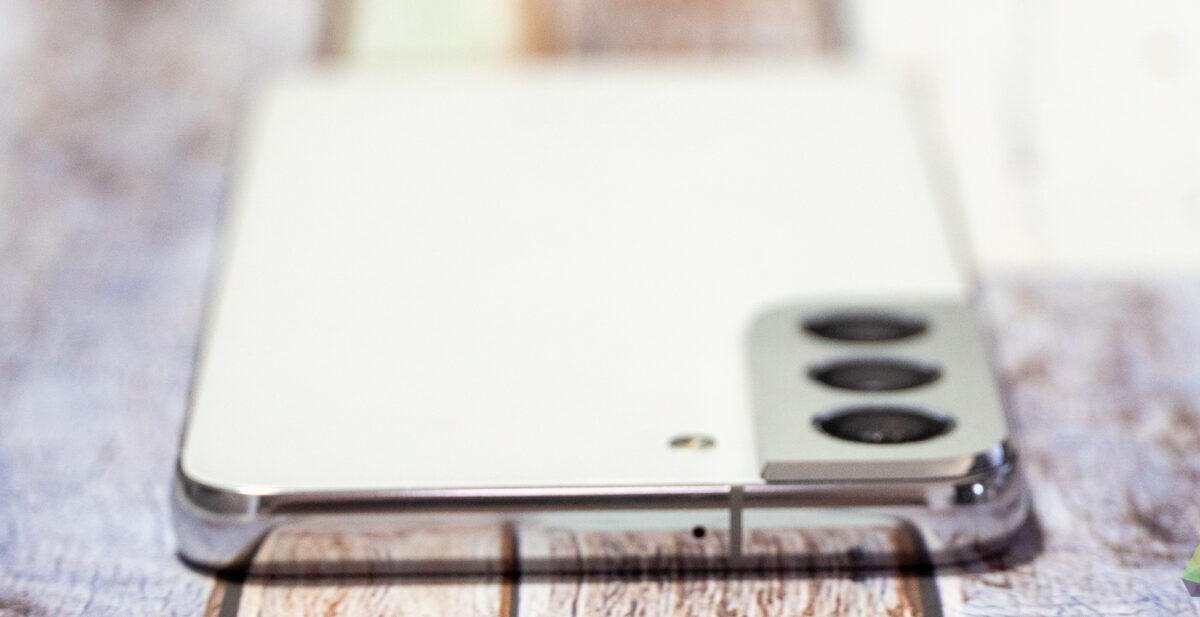 Samsung Galaxy S22 itzine.ru 17