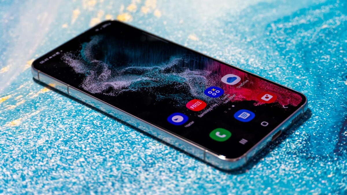 Samsung Galaxy S22 itzine.ru 34