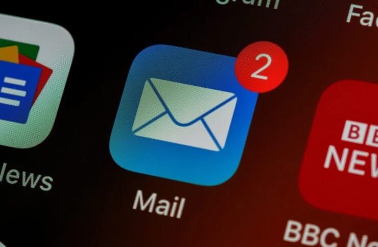 apple mail spy 740x484 1