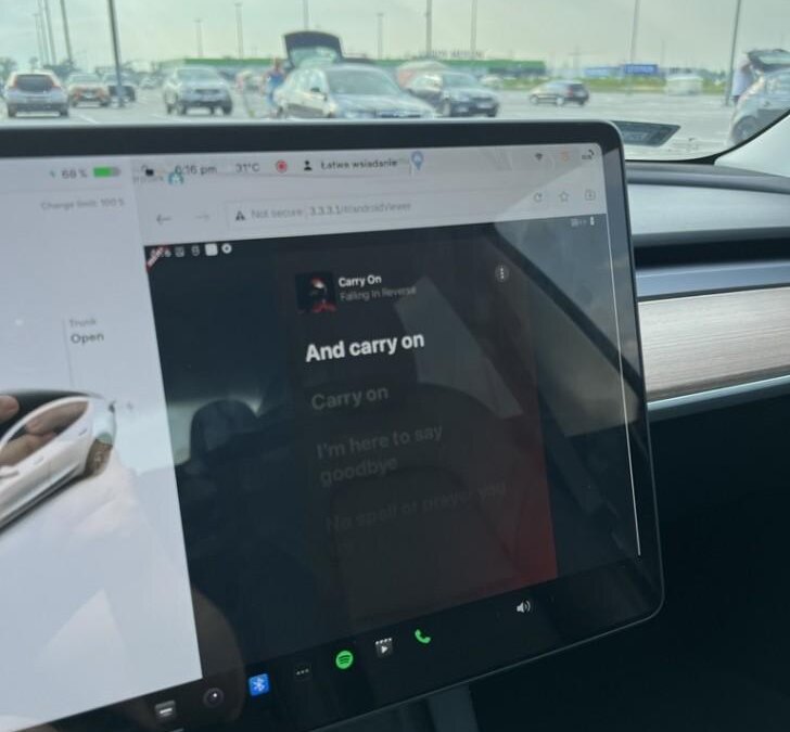 Теперь можно использовать CarPlay в Tesla — для этого потребуется два Raspberry Pi 6 gsmarena 003 42