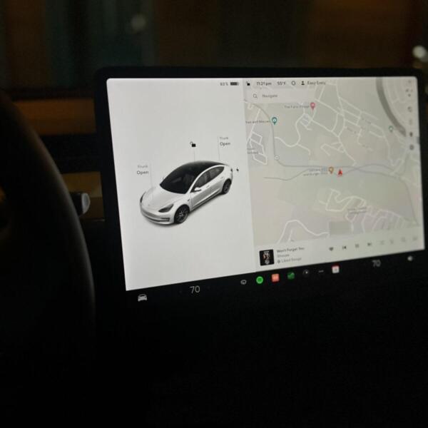 Теперь можно использовать CarPlay в Tesla — для этого потребуется два Raspberry Pi