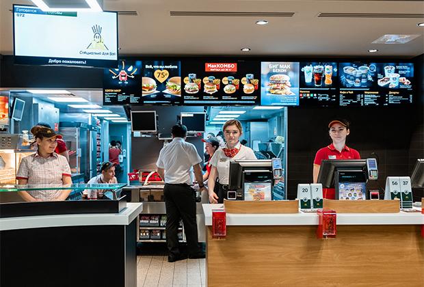 В Москве 12 июня откроются 15 ресторанов обновлённого Макдоналдс (pic 03c3f6510c198fdf81a60e76c2e0eb8e)