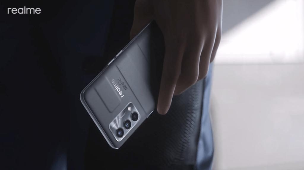 Realme намекает, что GT2 Explorer Master выйдет в июле 3 Realme
