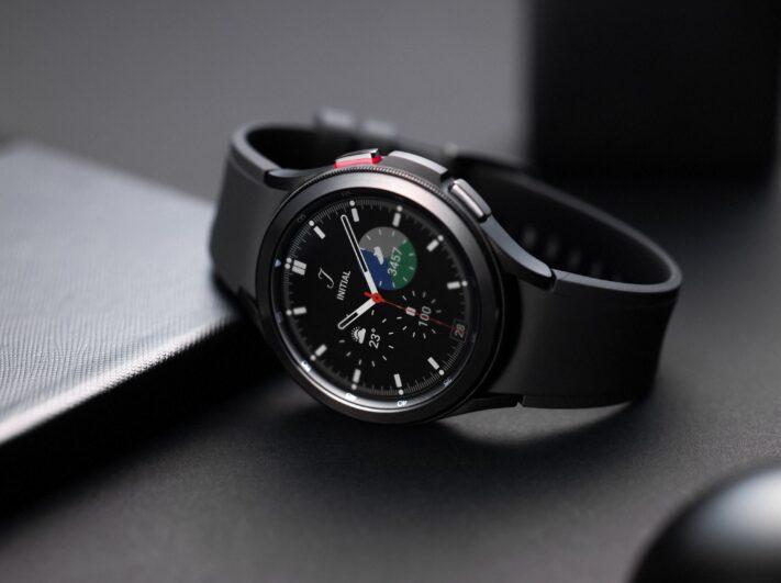 Samsung Galaxy Watch5 будут дороже предшественника (samsung galaxy watch 4 classic officiell 4 711x531 1)