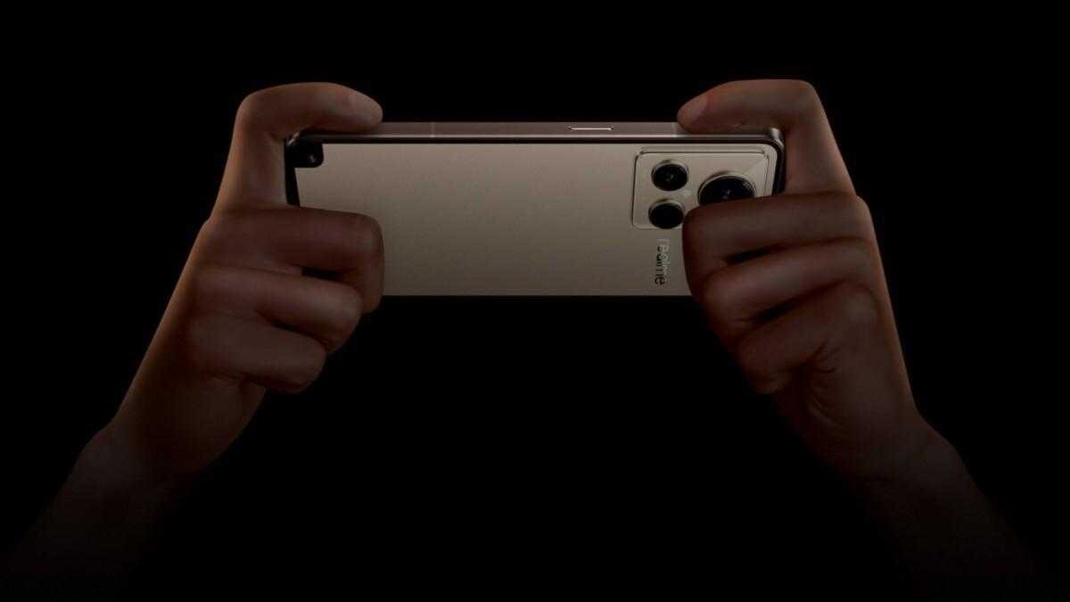 Realme официально представила флагман GT2 Explorer Master 7 1 2