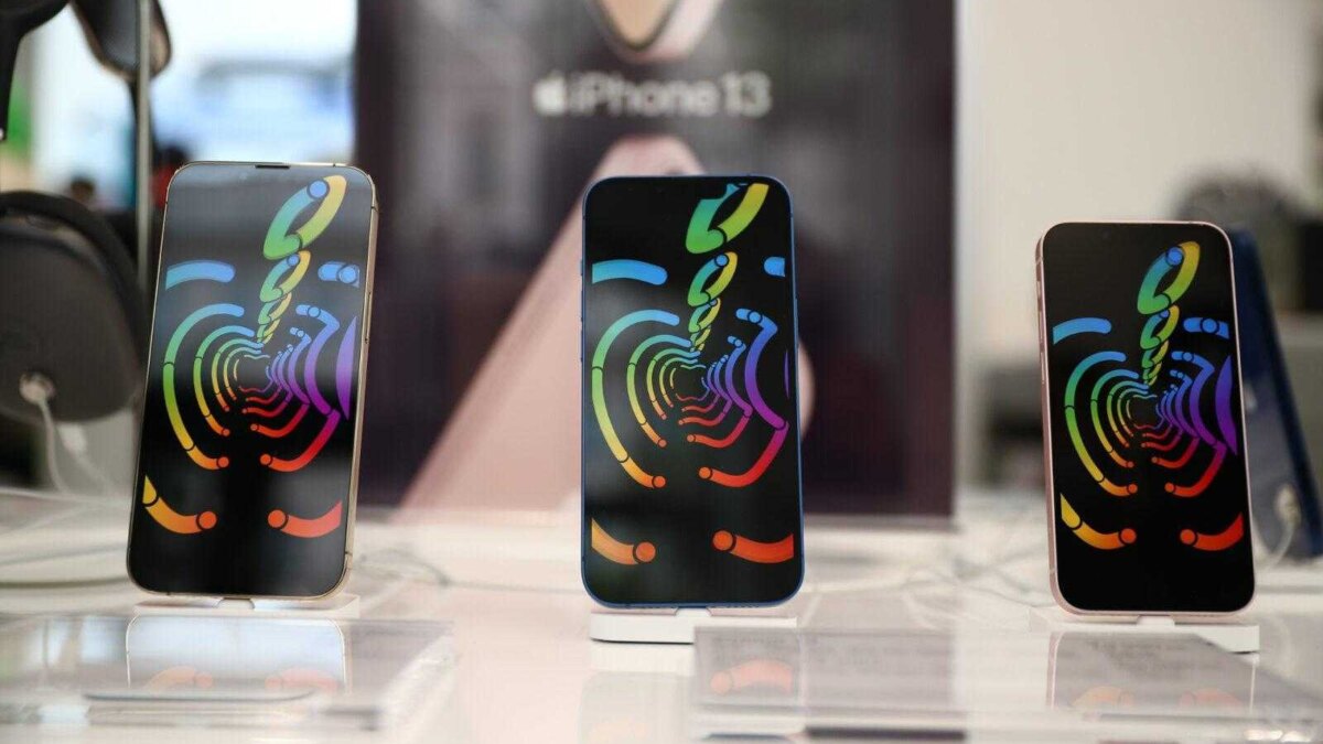 Apple продолжает поставлять устройства в Россию, но не для продажи 5 756461695123611