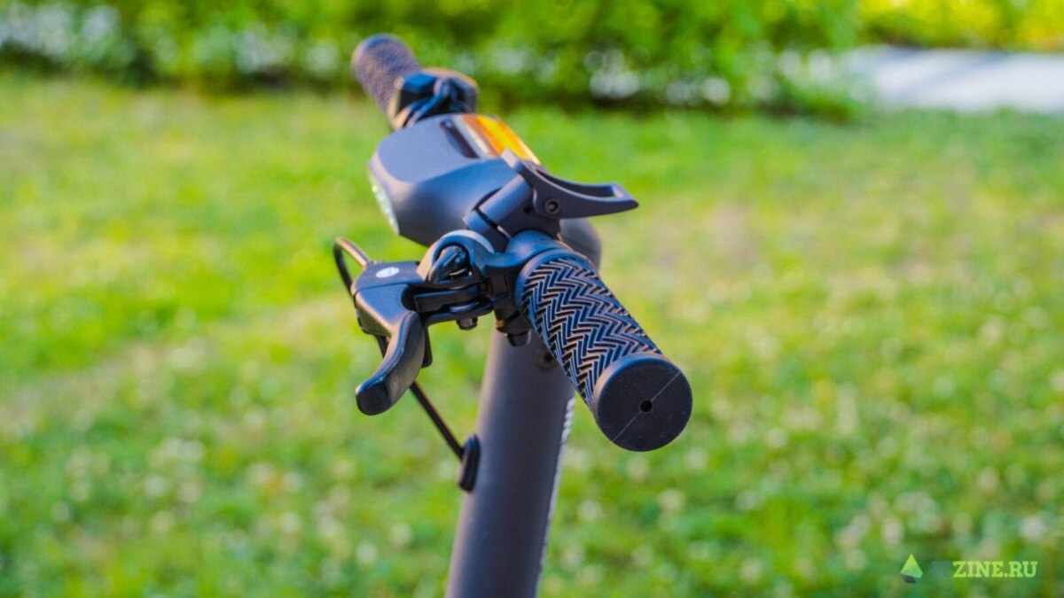 Обзор самоката Acer ES3: мощный, быстрый и удобный 49 ACER ES3 itzine.ru 11