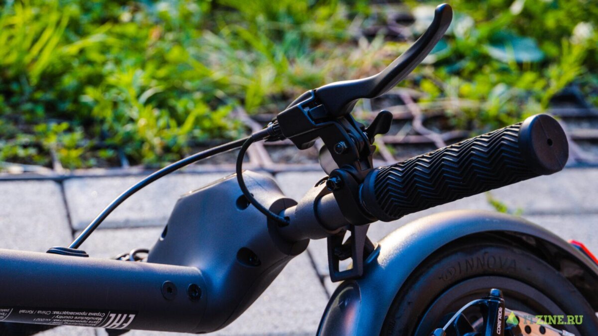 Обзор самоката Acer ES3: мощный, быстрый и удобный 57 ACER ES3 itzine.ru 21