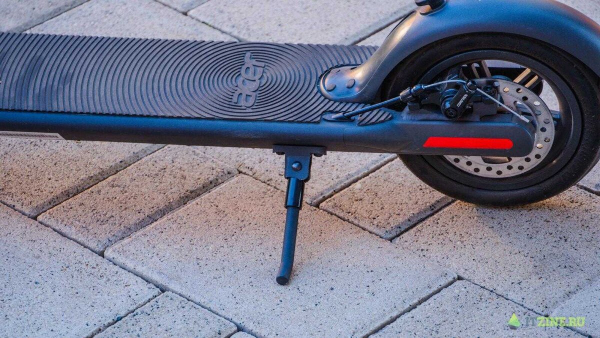 Обзор самоката Acer ES3: мощный, быстрый и удобный 34 ACER ES3 itzine.ru 32