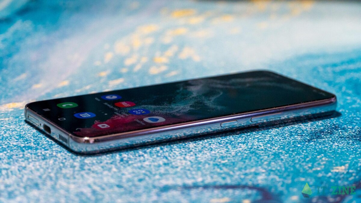 Samsung Galaxy S22 itzine.ru 42