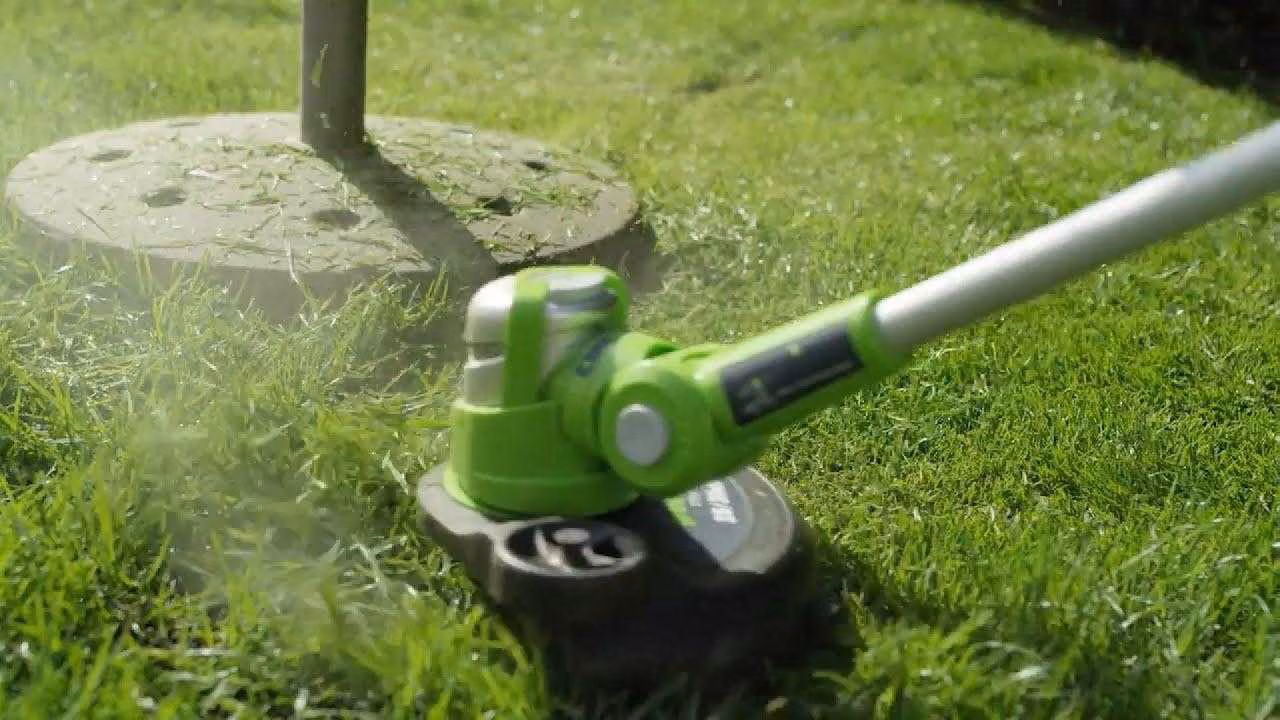 Вышел новый аккумуляторный триммер Greenworks G24LT30 4 maxresdefault 2 1