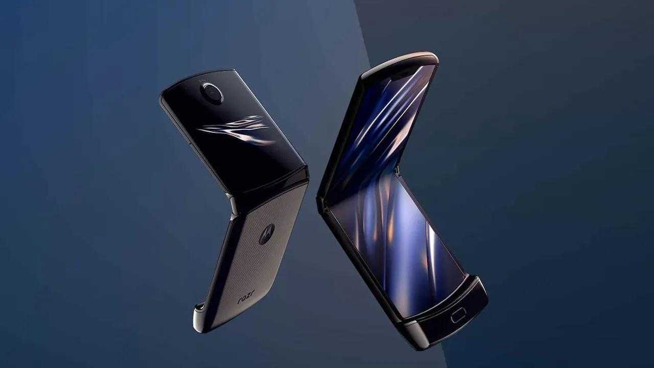 Motorola Razr 2022 показали вживую