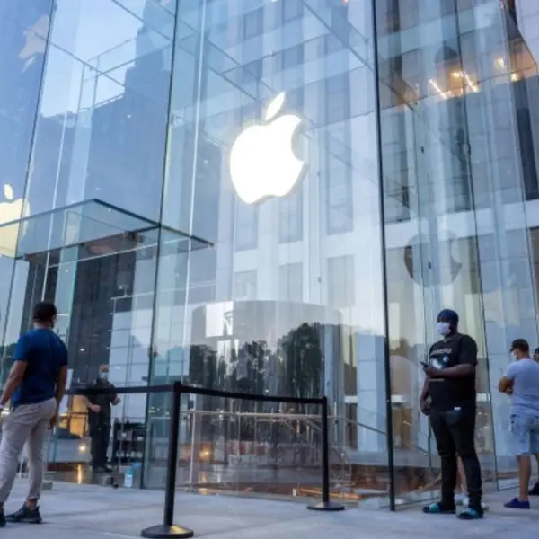Apple разрешит бесконтактную оплату на своих устройствах (5f5c4c73be131 apple store di new york amerika serikat 1265 711)