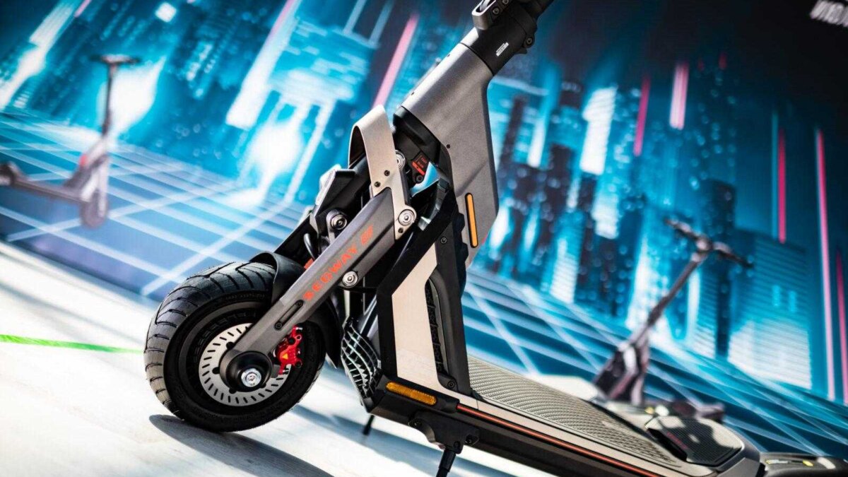 Segway-Ninebot представила в России новые мощные самокаты GT-серии 3 VF3 4714