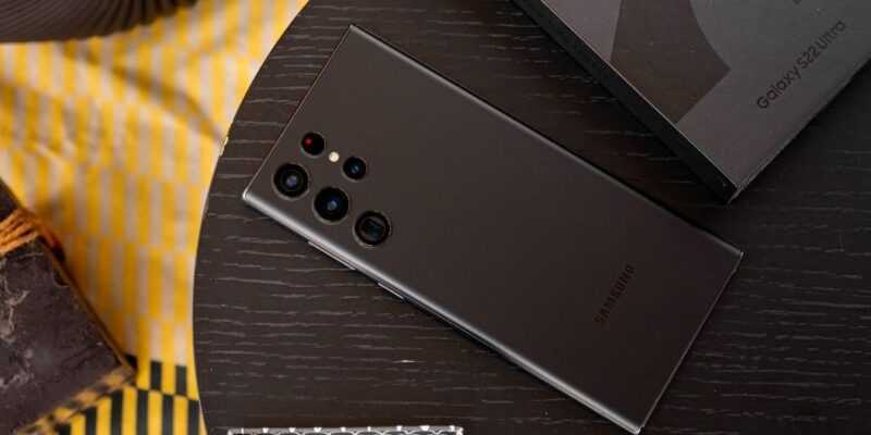Дизайн и размеры Samsung Galaxy S23 Ultra практически не изменились в сравнении с S22
