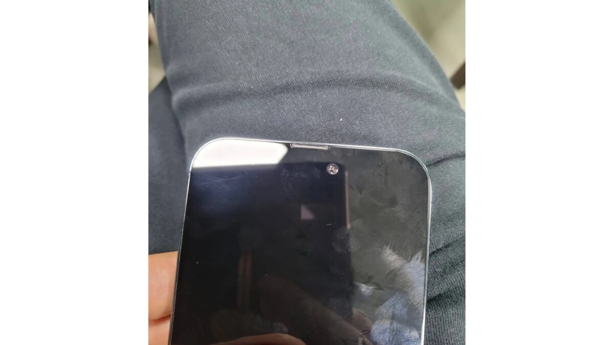 Apple iPhone 14 Pro Max: видео и изображения демонстрируют новый цвет и измененную строку состояния 5 Apple